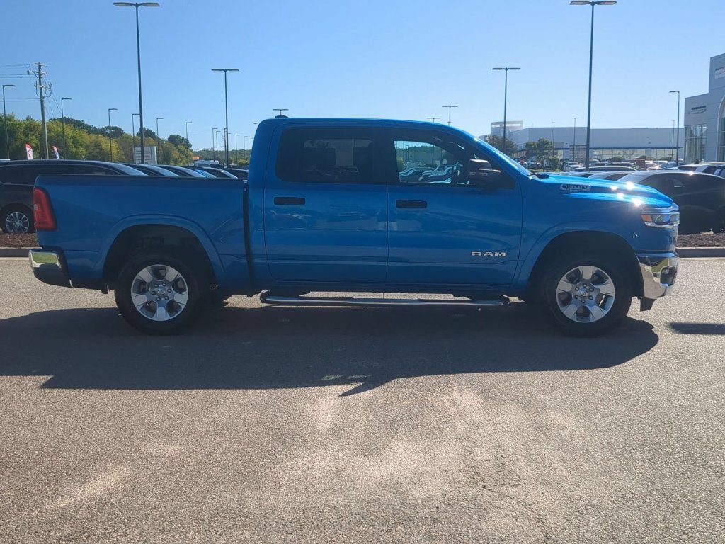 Used 2025 RAM 1500 Big Horn AWD/4WD image 6