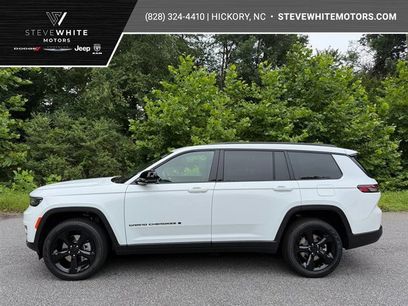 New 2025 Jeep Grand Cherokee L Limited w/ Black Appearance Package