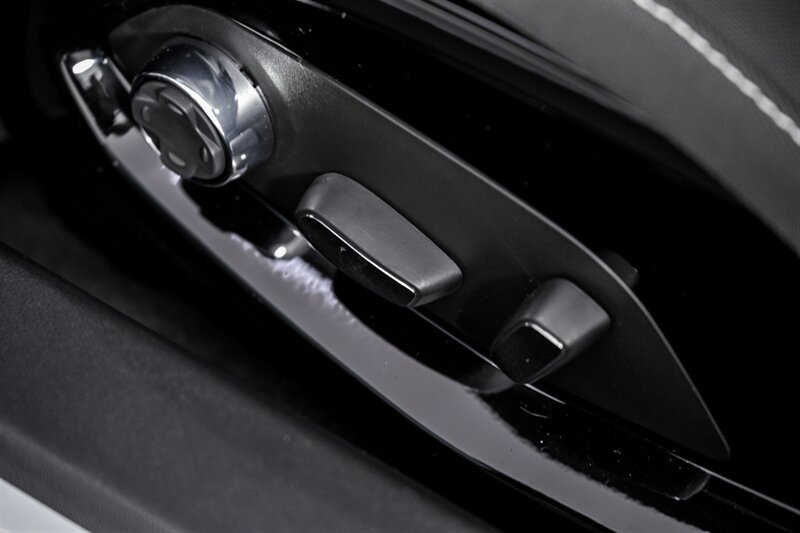 Used 2026 Chevrolet Corvette Z06 RWD image 23