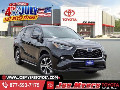 Used 2024 Toyota Highlander XLE
