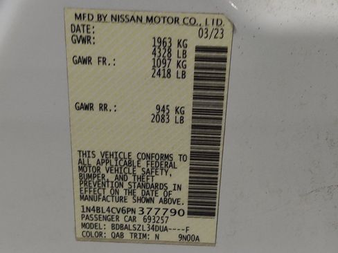 Used 2023 Nissan Altima 2.5 SR FWD image 33