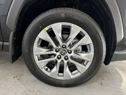 New 2025 Toyota RAV4 XLE Premium image 18