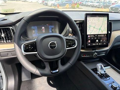 New 2026 Volvo XC60 B5 Plus w/ Climate Package AWD/4WD image 15
