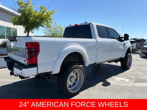 Used 2022 Ford F250 Platinum w/ FX4 Off-Road Package AWD/4WD image 5