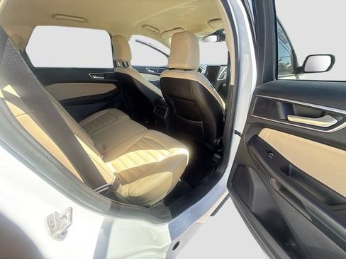 Used 2021 Ford Edge SEL AWD/4WD image 28