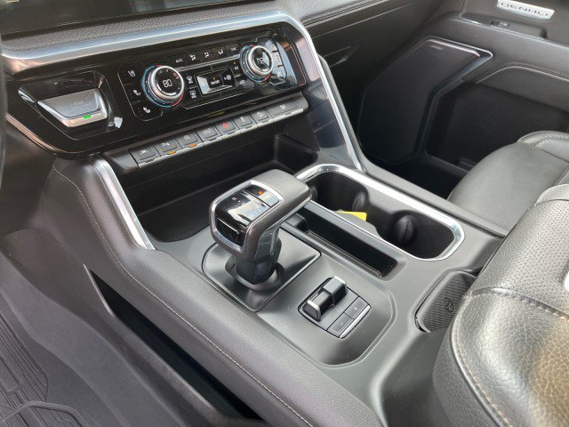 Used 2022 GMC Sierra 1500 Denali AWD/4WD image 18