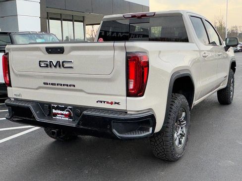 New 2026 GMC Sierra 1500 AT4X image 4