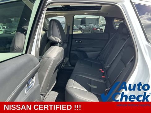 Certified 2025 Nissan Murano SL AWD/4WD image 12