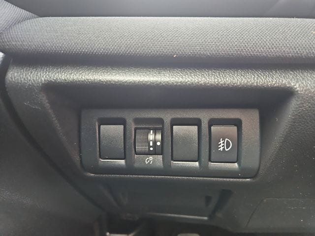 Used 2021 Subaru Outback AWD/4WD image 25