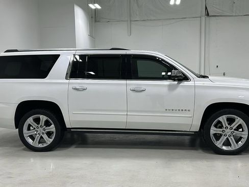 Used 2018 Chevrolet Suburban Premier image 7