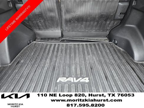 Used 2024 Toyota RAV4 LE AWD/4WD image 31