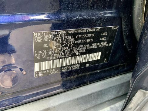 Used 2023 Toyota RAV4 XLE Premium FWD image 37