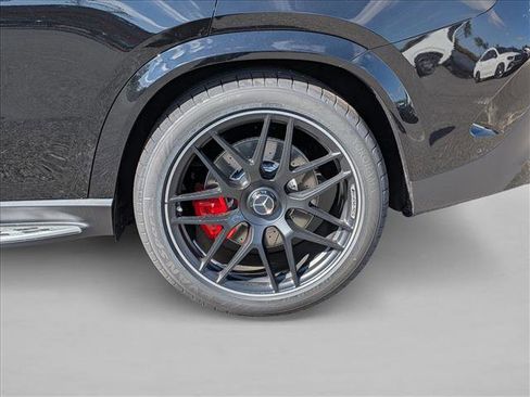 New 2026 Mercedes-Benz GLE 63 AMG S image 9