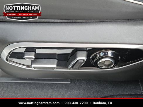 Used 2025 Jeep Grand Cherokee L Summit AWD/4WD image 29