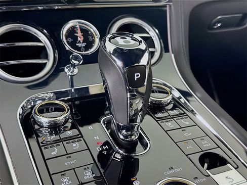 Certified 2023 Bentley Continental GT Azure image 15