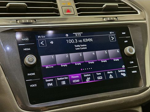 Used 2024 Volkswagen Tiguan SEL R-Line image 21