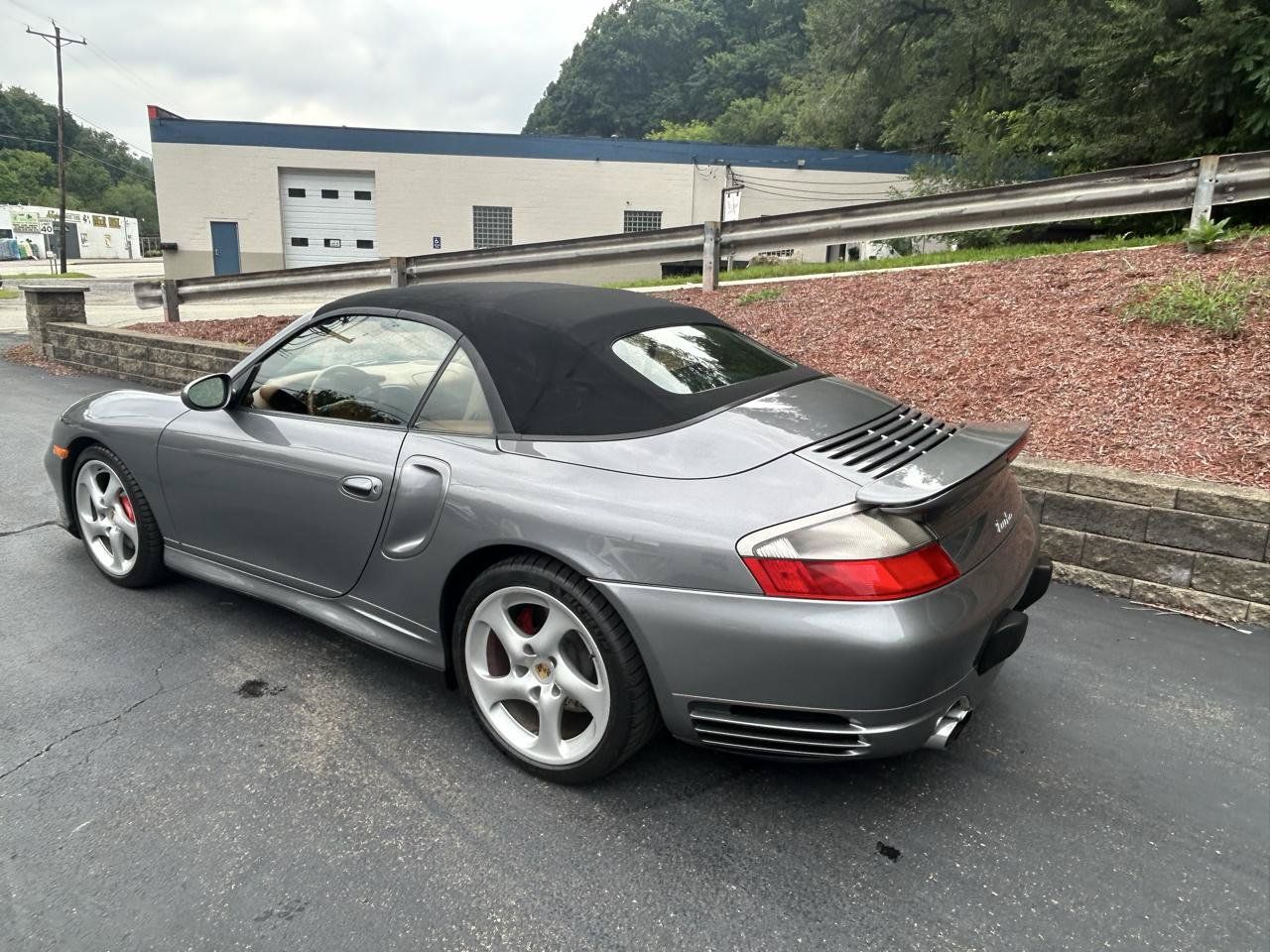 Used 2004 Porsche 911 Turbo AWD/4WD image 3