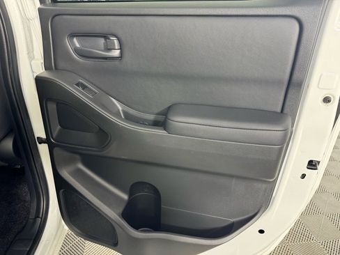 Used 2023 Nissan Frontier S w/ Tow Package image 25