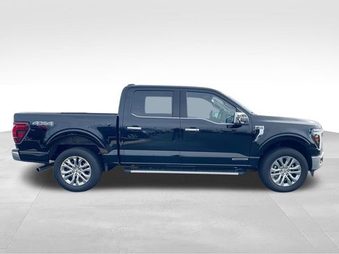 Used 2025 Ford F150 Lariat w/ Equipment Group 501A Mid AWD/4WD image 9