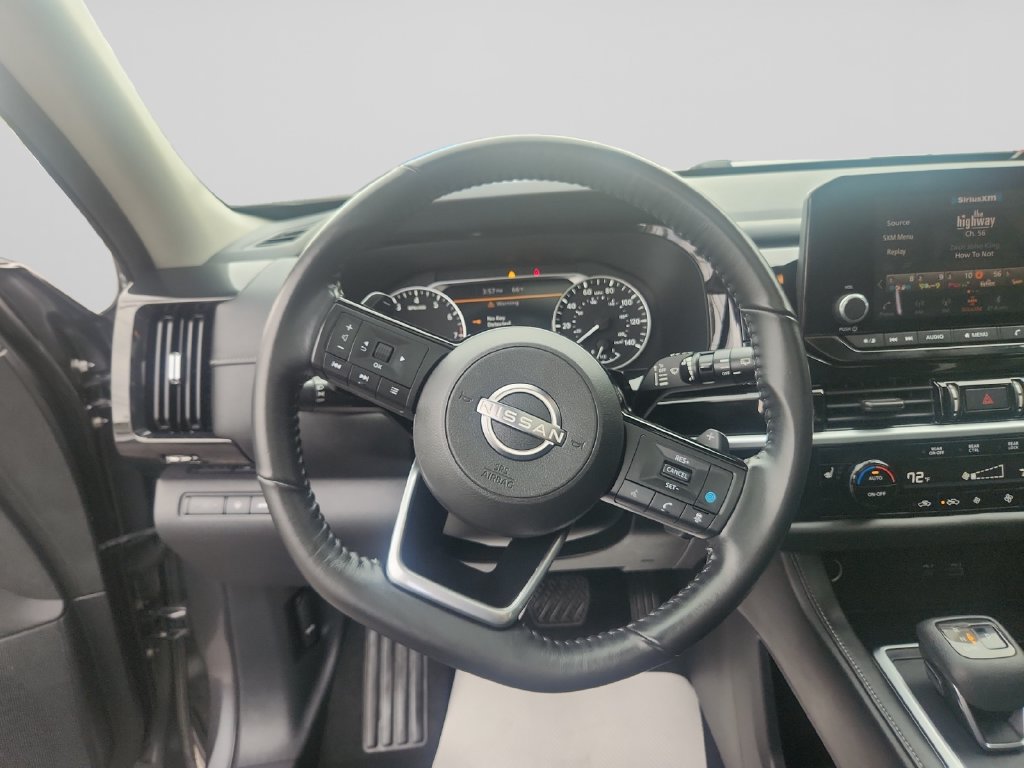 Used 2022 Nissan Pathfinder SV w/ SV Premium Package AWD/4WD image 13