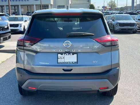 Used 2021 Nissan Rogue SV FWD image 28