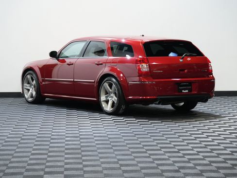 Used 2006 Dodge Magnum SRT8 w/ SRT Option Group III RWD image 8