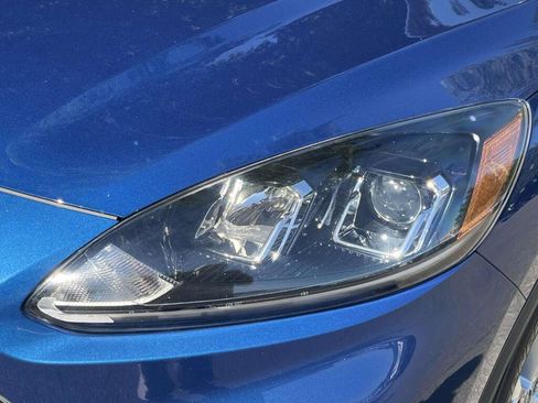 Used 2022 Ford Escape SE w/ Convenience Package FWD image 13