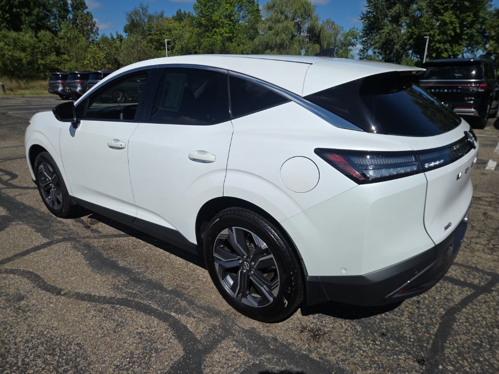 Used 2025 Nissan Murano SL w/ Cargo Package AWD/4WD image 4