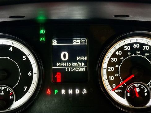 Used 2017 RAM 1500 Express image 13