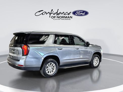 Used 2025 Chevrolet Tahoe LT RWD image 9