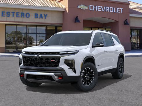 New 2026 Chevrolet Traverse Z71 w/ Enhanced Driving Package image 6