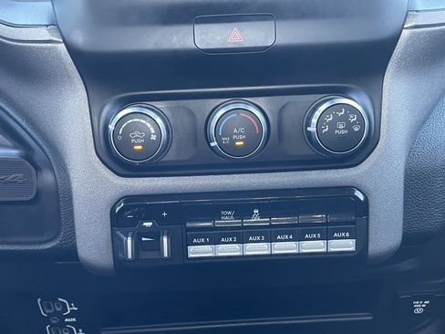 Used 2021 RAM 3500 Tradesman w/ Chrome Appearance Group image 9