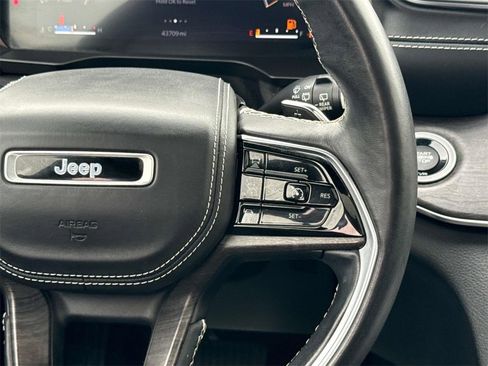 Used 2021 Jeep Grand Cherokee L Overland image 17