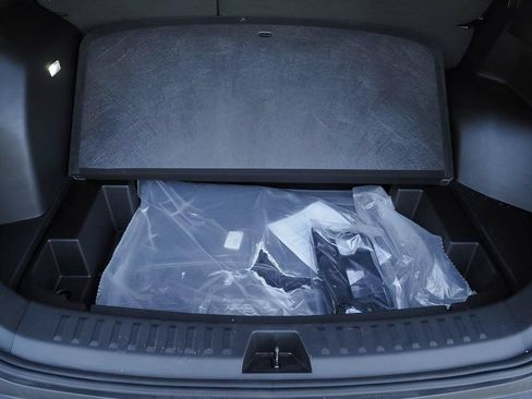 Certified 2026 Chevrolet Equinox LT FWD image 9