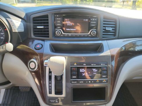 Used 2017 Nissan Quest SV image 20