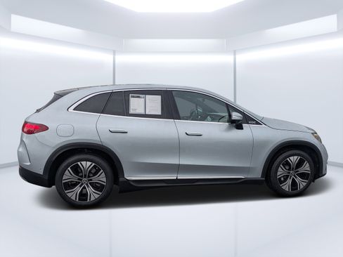 Certified 2023 Mercedes-Benz EQE 350+ SUV image 5