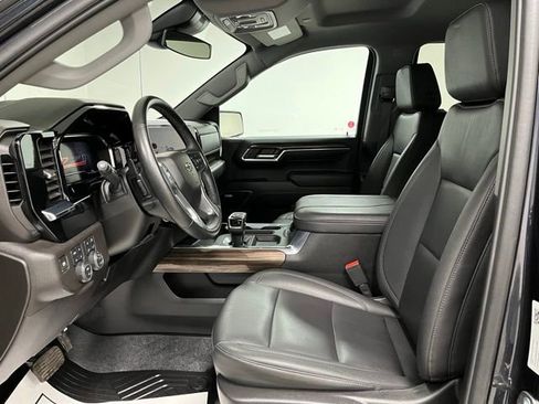 Used 2024 Chevrolet Silverado 1500 RST AWD/4WD image 21
