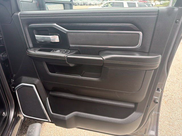 Used 2024 RAM 2500 Laramie w/ Sport Appearance Package AWD/4WD image 19