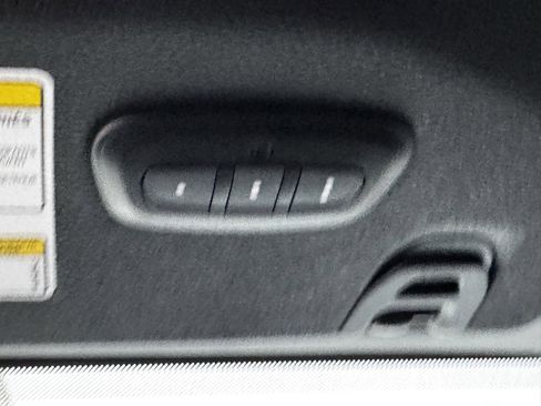 Used 2023 Jeep Wrangler Unlimited Rubicon image 27