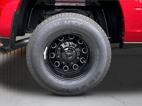 New 2026 RAM 3500 Big Horn AWD/4WD image 34