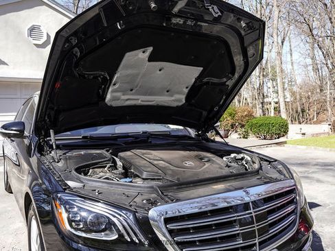 Used 2020 Mercedes-Benz S 560 4MATIC Sedan image 16