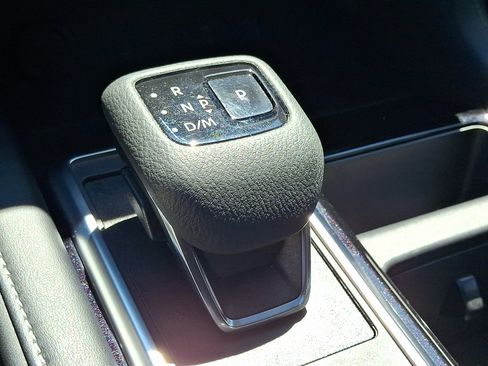 Certified 2024 Nissan Pathfinder SL w/ SL Premium Package AWD/4WD image 17