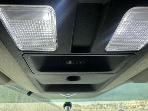 Used 2010 Dodge Ram 2500 Truck SLT image 21