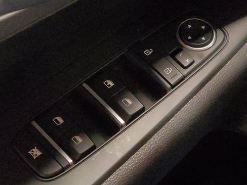 Used 2024 Kia Forte LXS w/ LXS Technology Package image 27