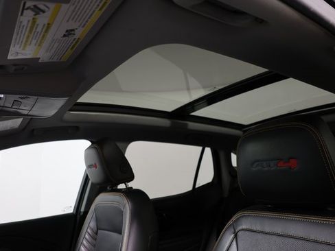 Used 2022 GMC Terrain AT4 w/ Infotainment Package II image 27