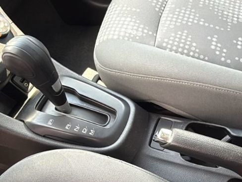 Used 2017 Chevrolet Sonic LT FWD image 27