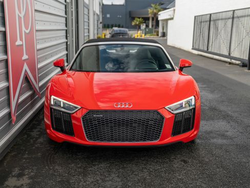 Used 2017 Audi R8 V10 image 37