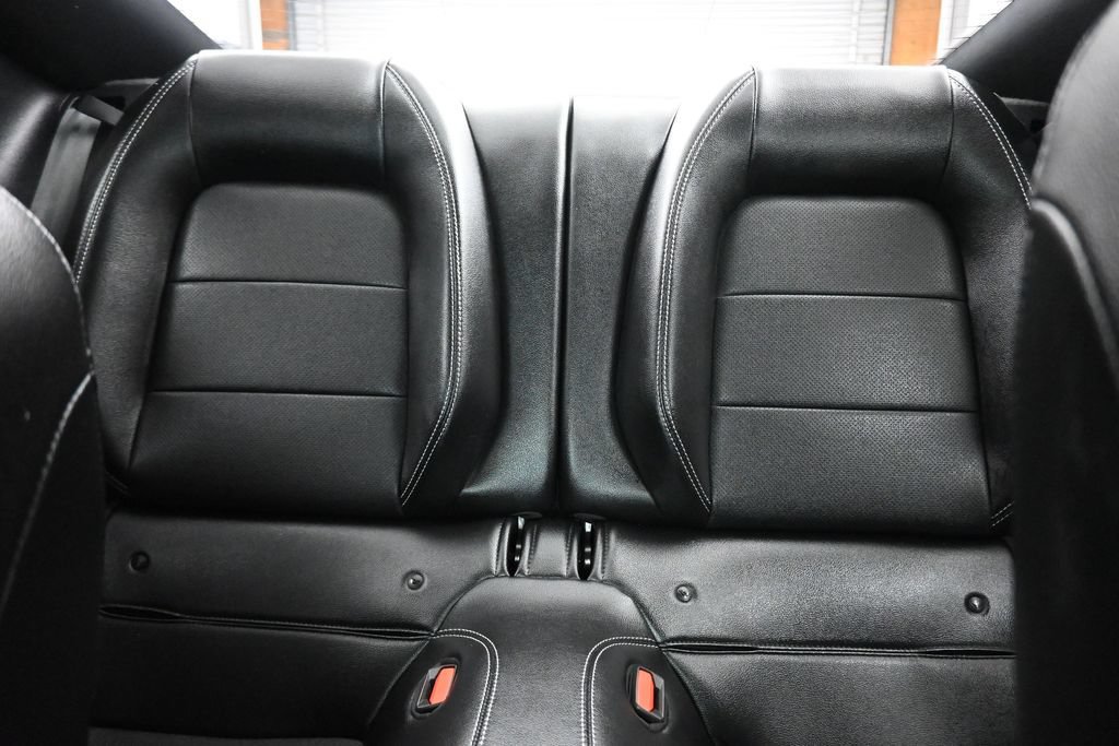 Used 2021 Ford Mustang GT Premium w/ Black Accent Package RWD image 29