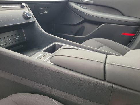 Used 2025 Hyundai Sonata SEL FWD image 29
