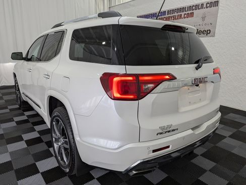 Used 2017 GMC Acadia Denali w/ Technology Package AWD/4WD image 16